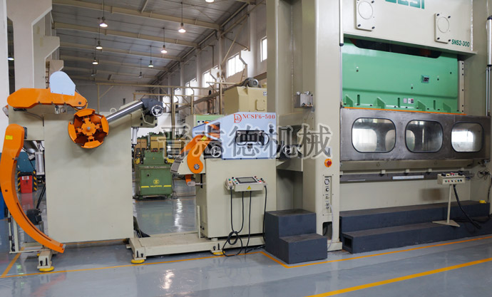 貝洱三合一送料機使用現(xiàn)場