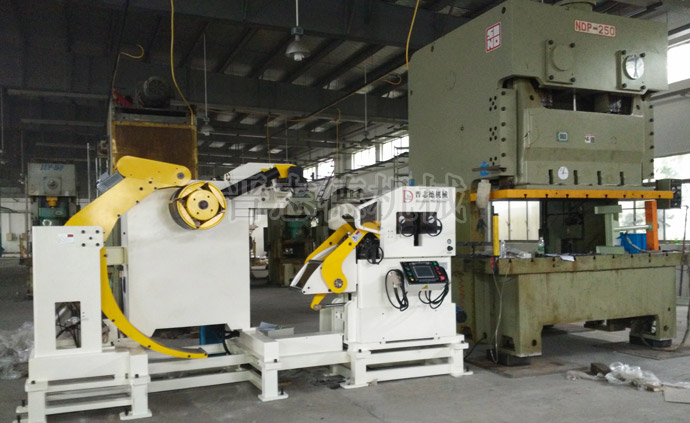 三合一送料機短制程生產(chǎn)線