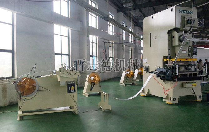 二合一料架整平送料機生產(chǎn)線