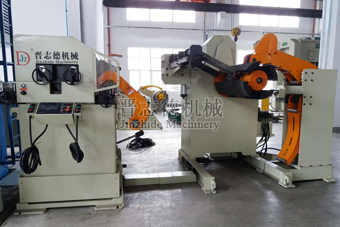 厚板三合一送料機(jī)使用 厚板三合一送料機(jī)使用