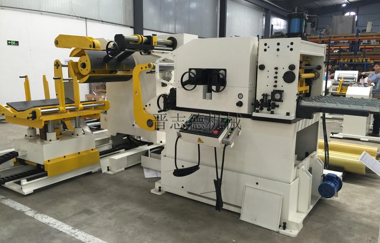 昆山?jīng)_床送料機(jī)