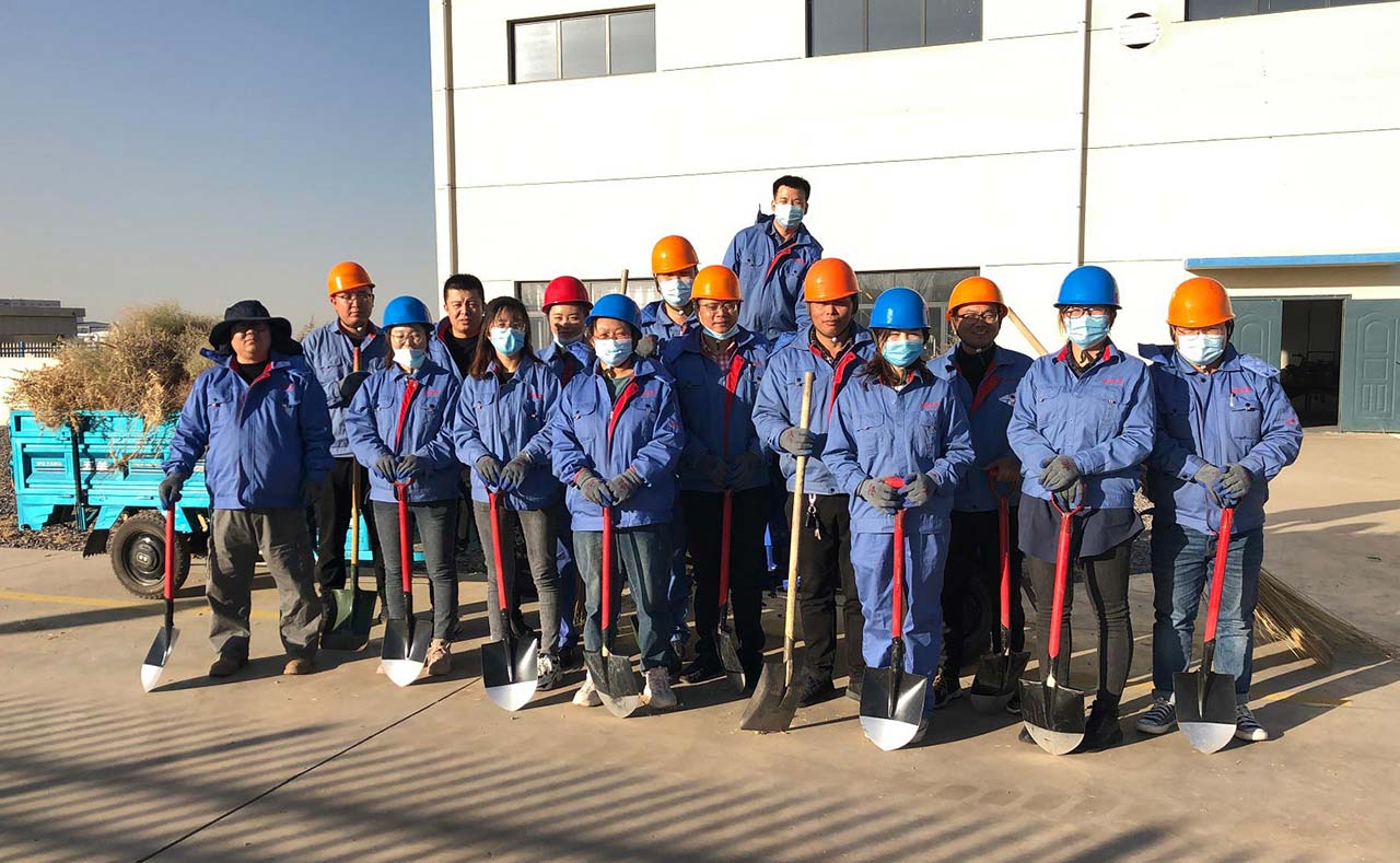 廠區(qū)清理除草