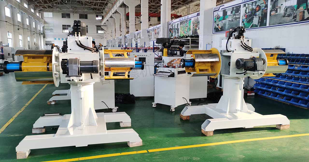 沖床自動化設(shè)備