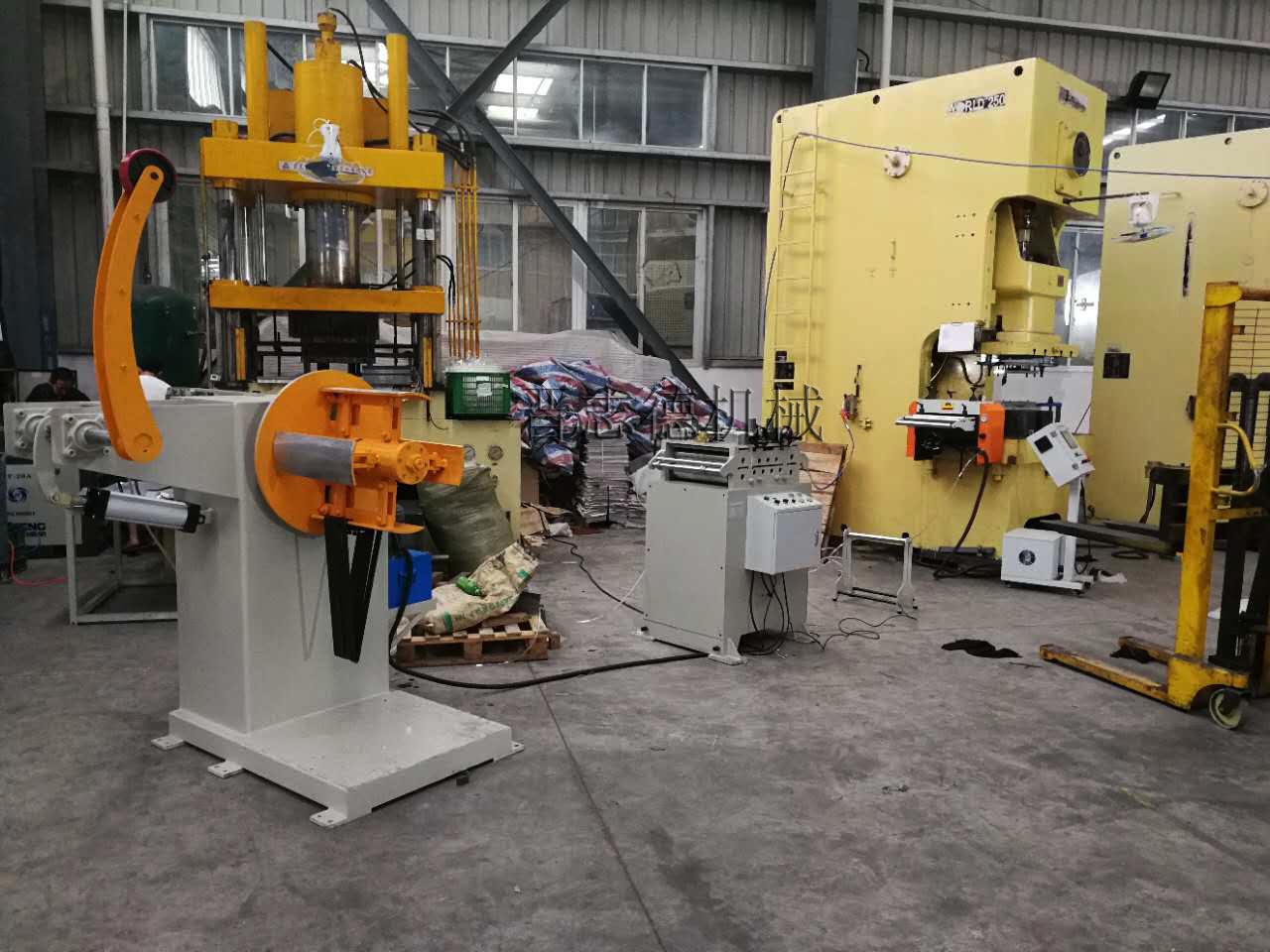 重型材料架維修，NC伺服送料機(jī)維修