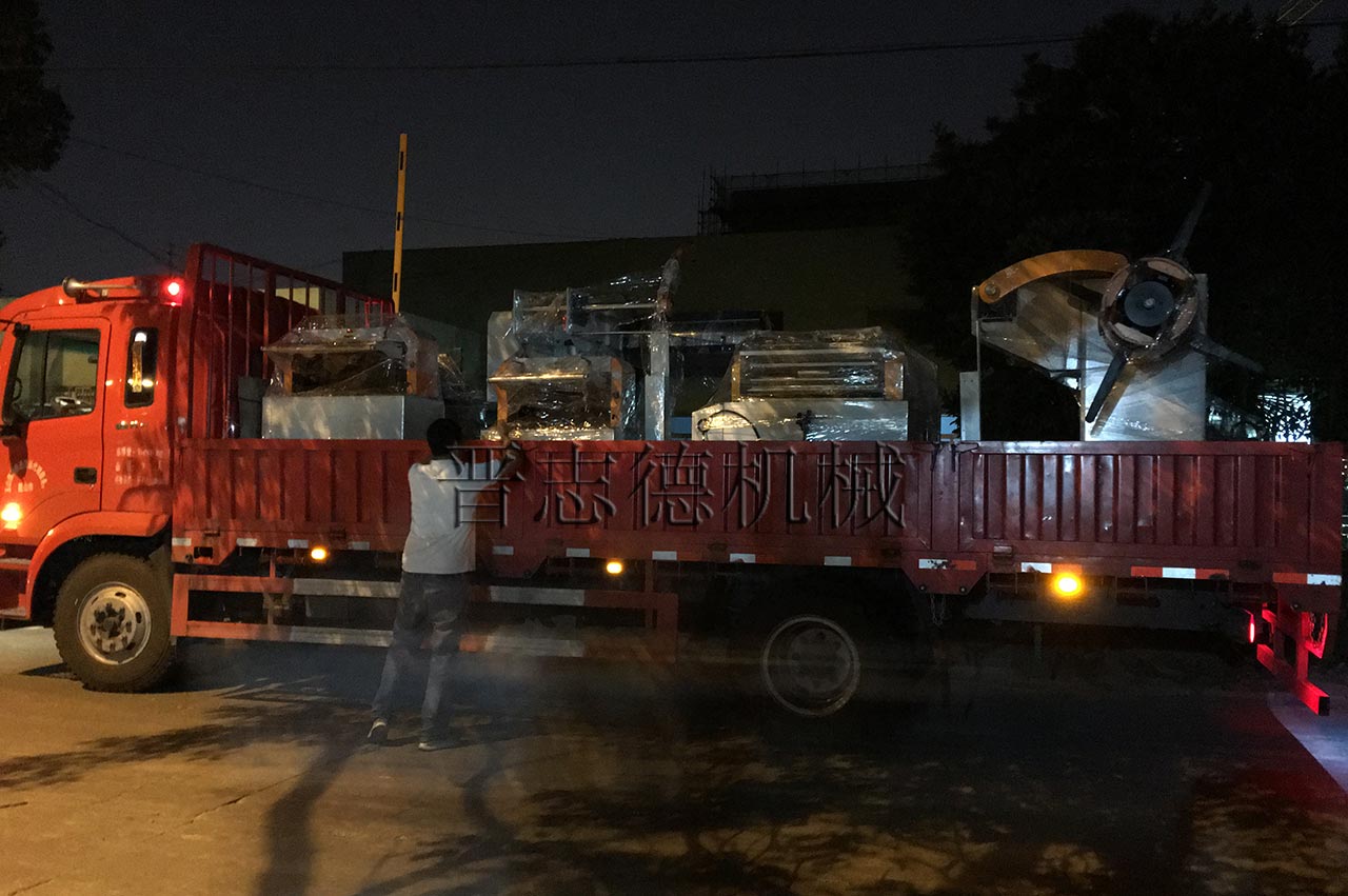 NC伺服送料機(jī)夜間出貨,NC伺服送料機(jī)夜間出貨