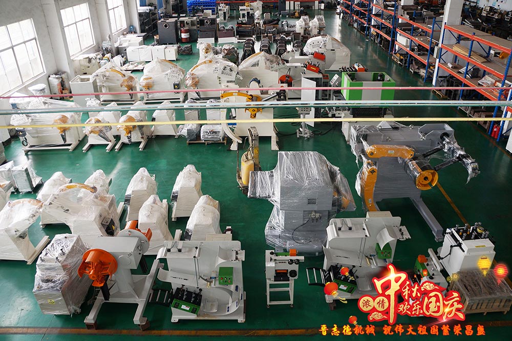 沖床自動化生產現(xiàn)場