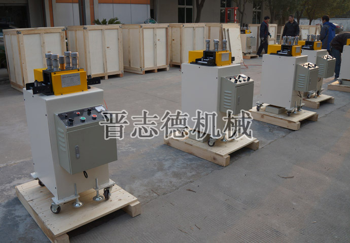 送料機(jī)、整平機(jī)出口