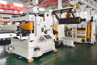 高強(qiáng)板三合一送料機(jī)