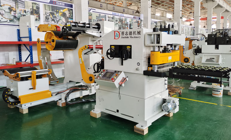 中板三合一送料機(jī)圖片