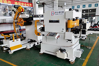 強(qiáng)力三合一送料機(jī)