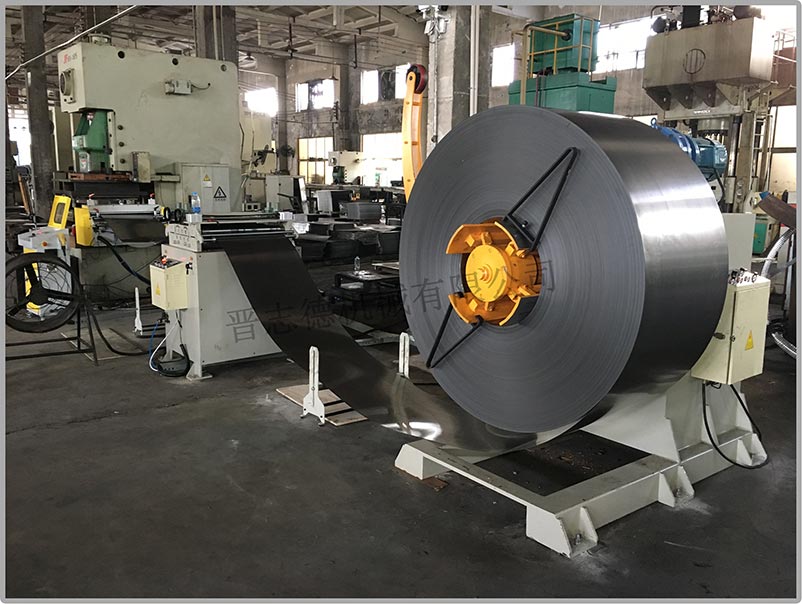 厚板整平機(jī)使用,重型材料架配厚板整平機(jī),厚板整平機(jī)配NC送料機(jī) 厚板整平機(jī)使用,重型材料架配厚板整平機(jī),厚板整平機(jī)配NC送料機(jī)